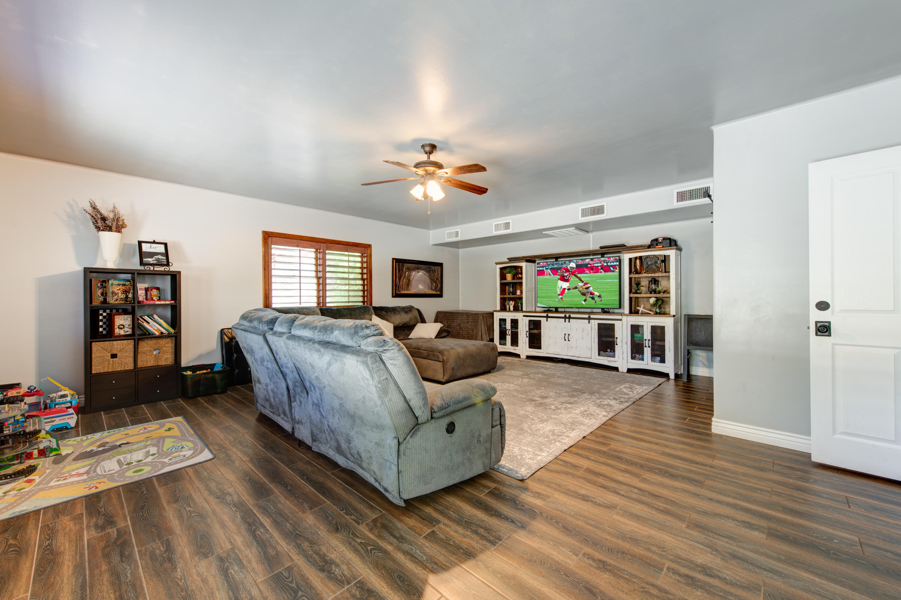 6606 North Citrus Road Waddell, AZ 85355 - Photo 23 of 48 019_Family Room II