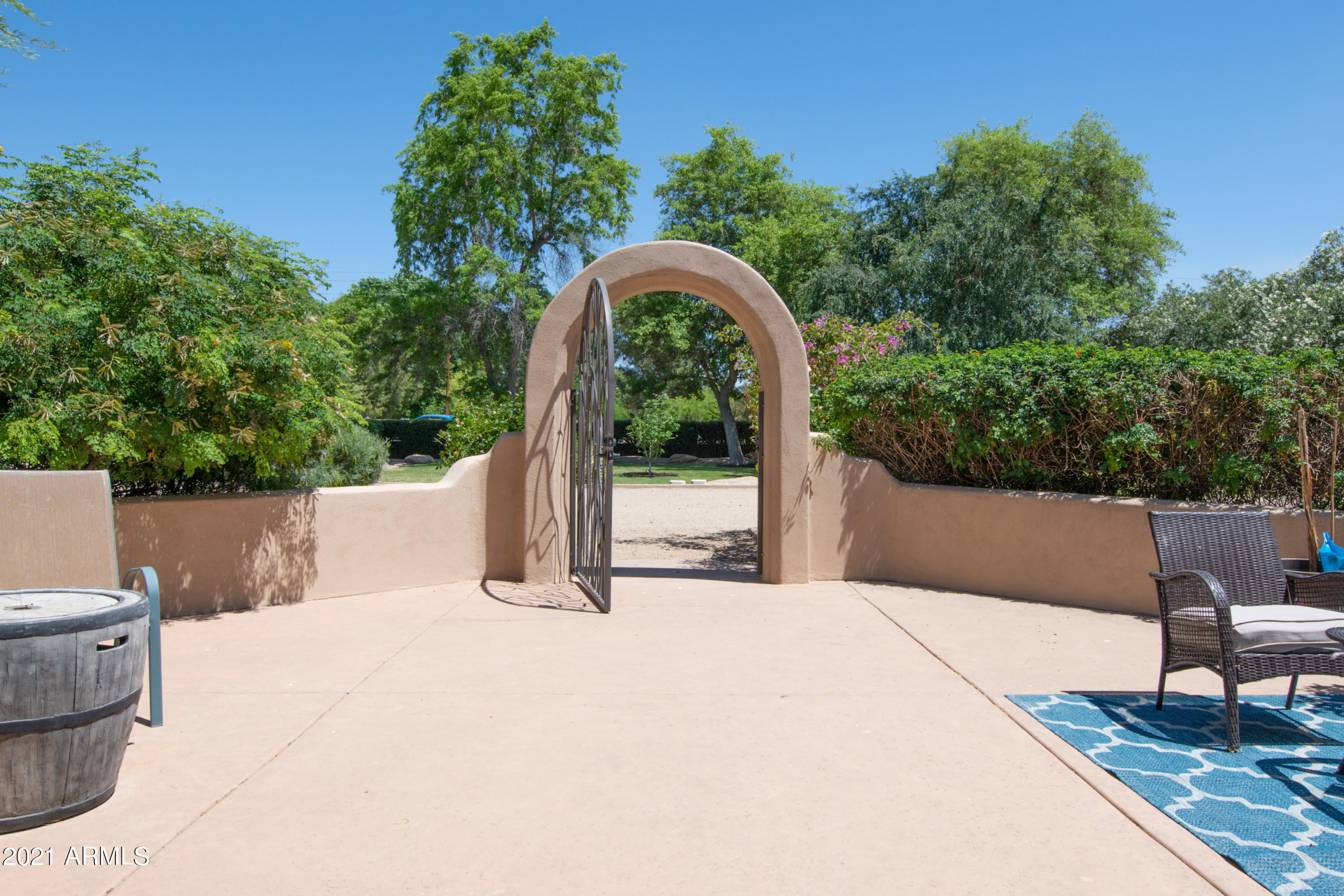 6606 North Citrus Road Waddell, AZ 85355 - Photo 7 of 48 007_Front patio