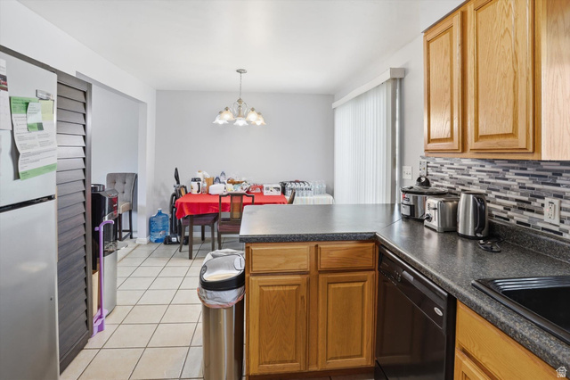 4697 South 2025th Street West Roy, UT 84067 - Photo 8 of 41