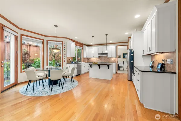 $1,560,000 | 18725 35th Drive Southeast, Bothell, WA 98012