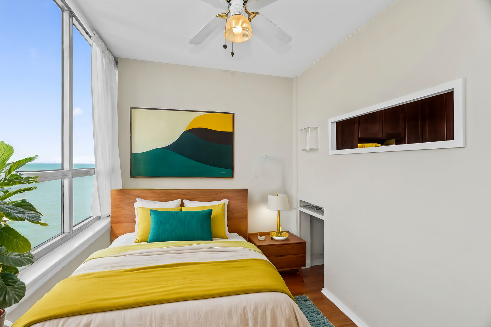 6171 North Sheridan Road, Unit 1105 Chicago, IL 60660 - Photo 2 of 16 Gallery Image 2