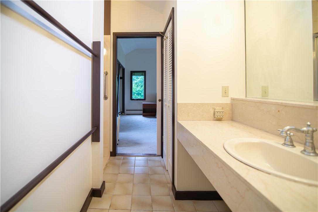 2 Meeting House Road Lincoln, RI 02865 - Photo 33 of 50