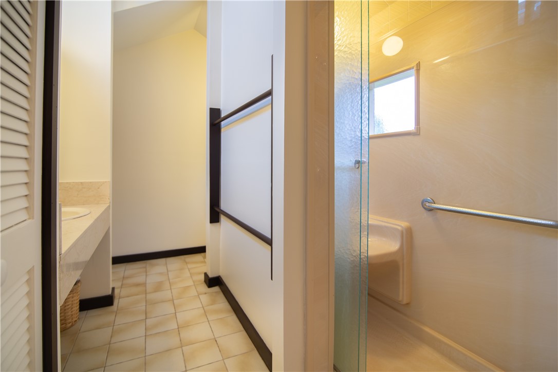 2 Meeting House Road Lincoln, RI 02865 - Photo 36 of 50