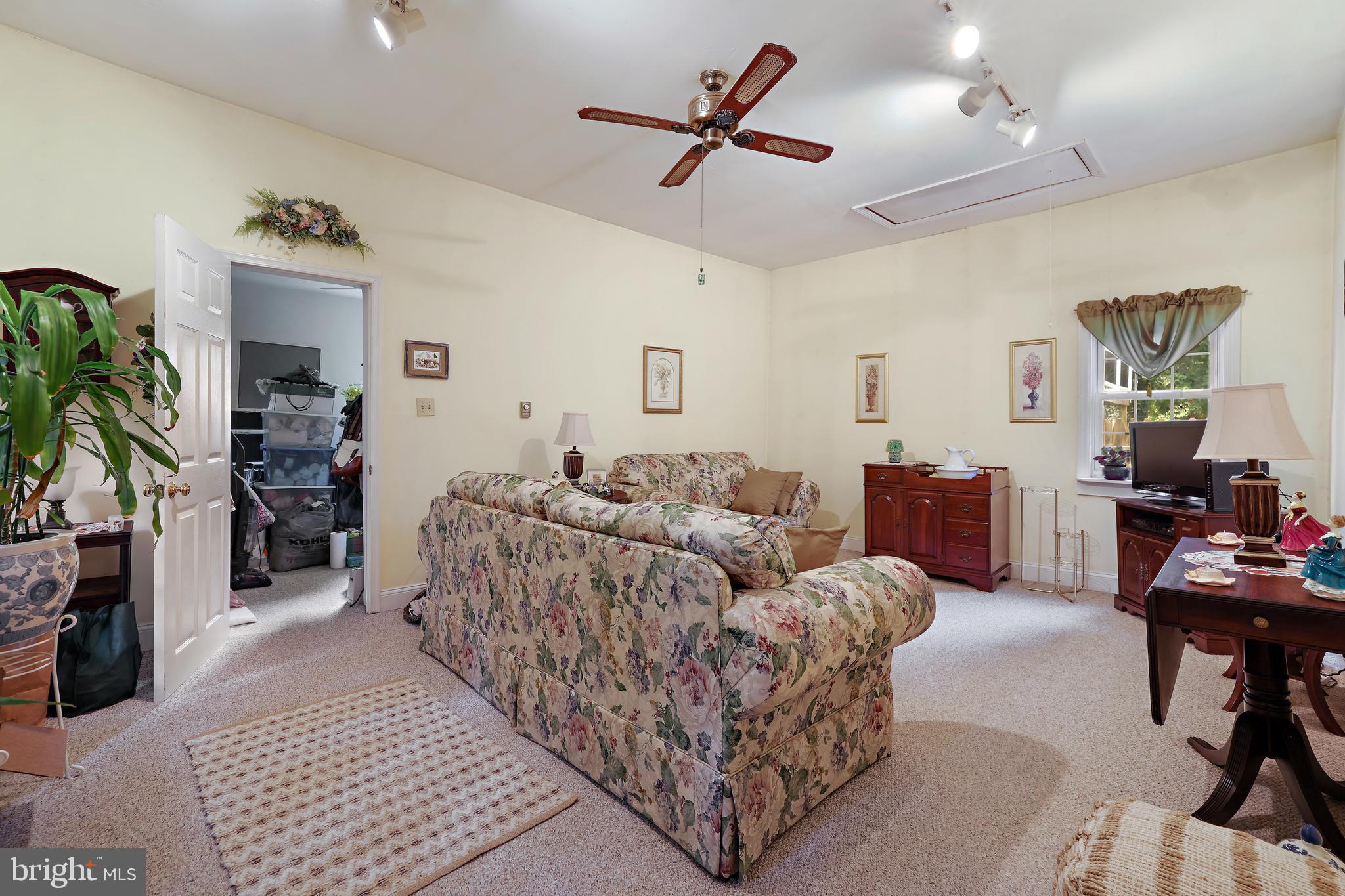 356 Hall Road Crownsville, MD 21032 - Photo 5 of 31 Gallery Image 5