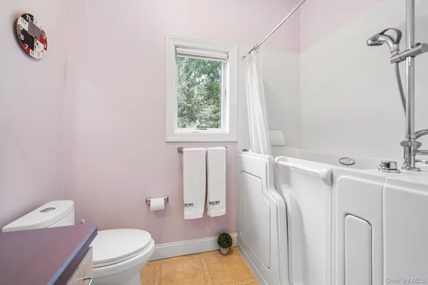 $999,900 | 16 Katavolos Drive, Tomkins Cove, NY 10986