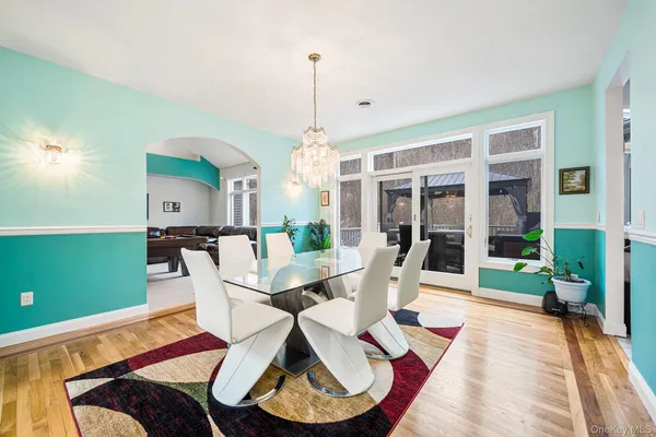 $999,900 | 16 Katavolos Drive, Tomkins Cove, NY 10986