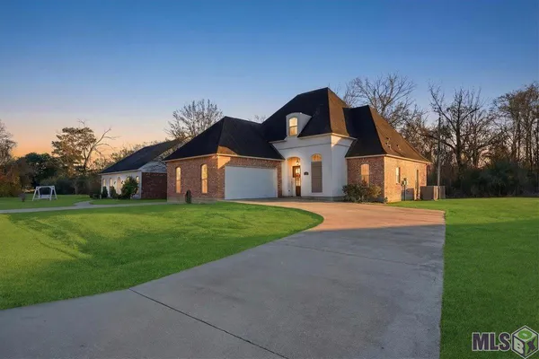 $449,900 | 11721 North Milstead Place, Baton Rouge, LA 70818