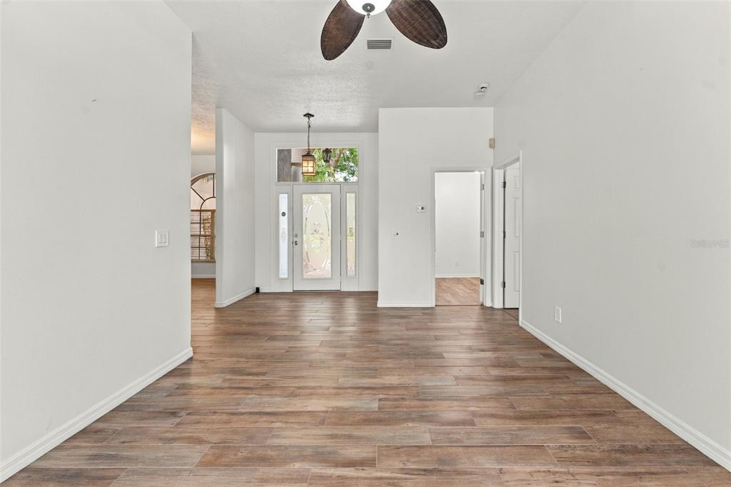 2561 Regal River Road Valrico, FL 33596 - Photo 7 of 56 Gallery Image 7