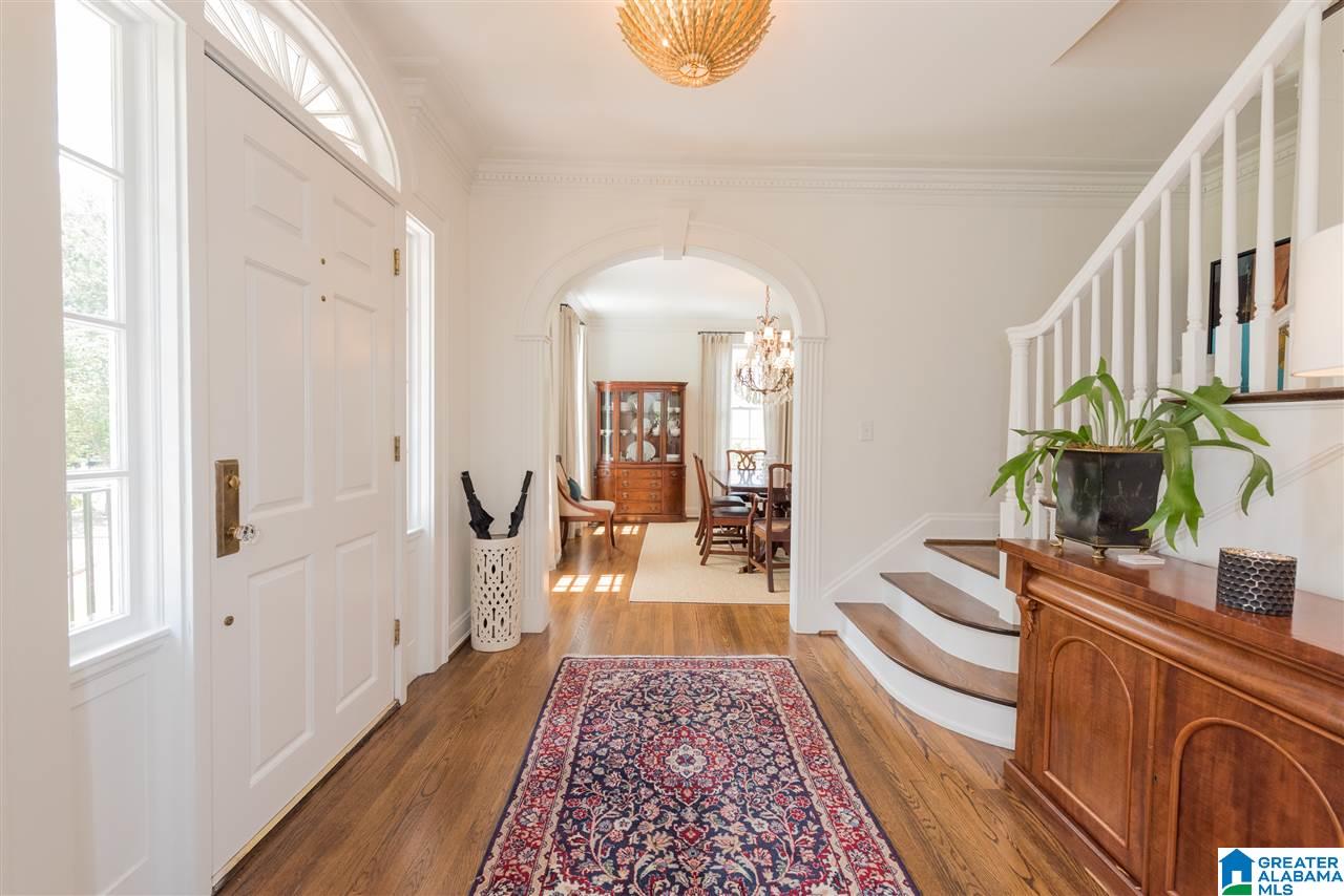 2924 Surrey Road Birmingham, AL 35223 - Photo 4 of 50