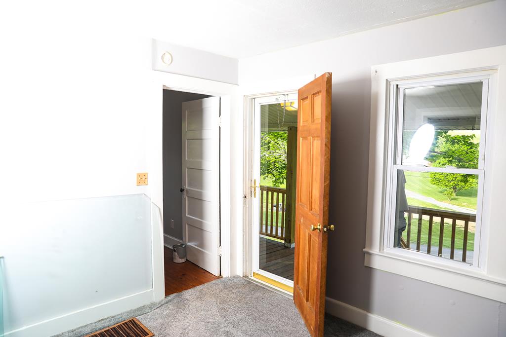 656 Ben Bow Road Tazewell, VA 24651 - Photo 19 of 33 Gallery Image 19