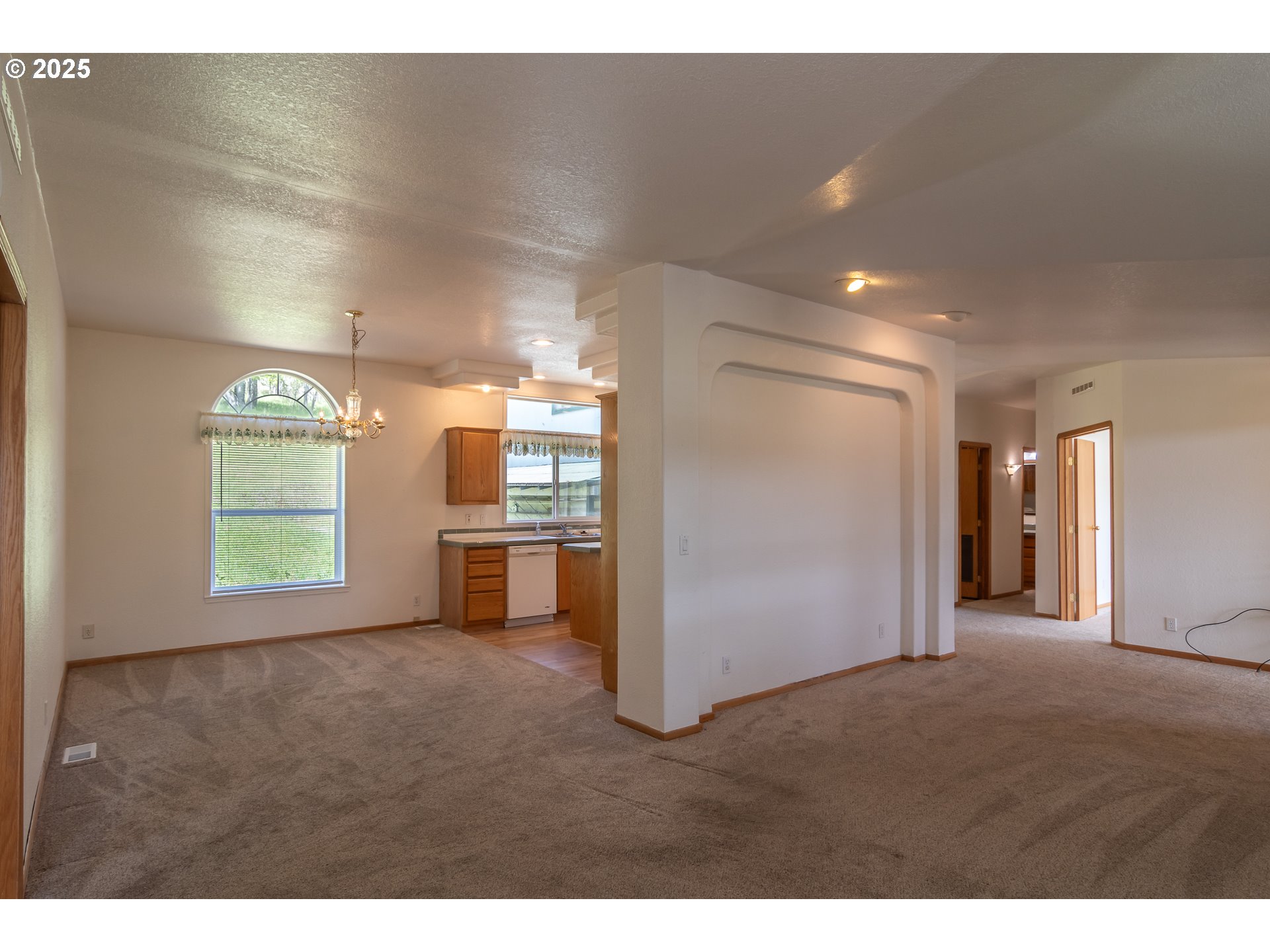 1360 Sunshine Road Roseburg, OR 97470 - Photo 13 of 41 Gallery Image 13