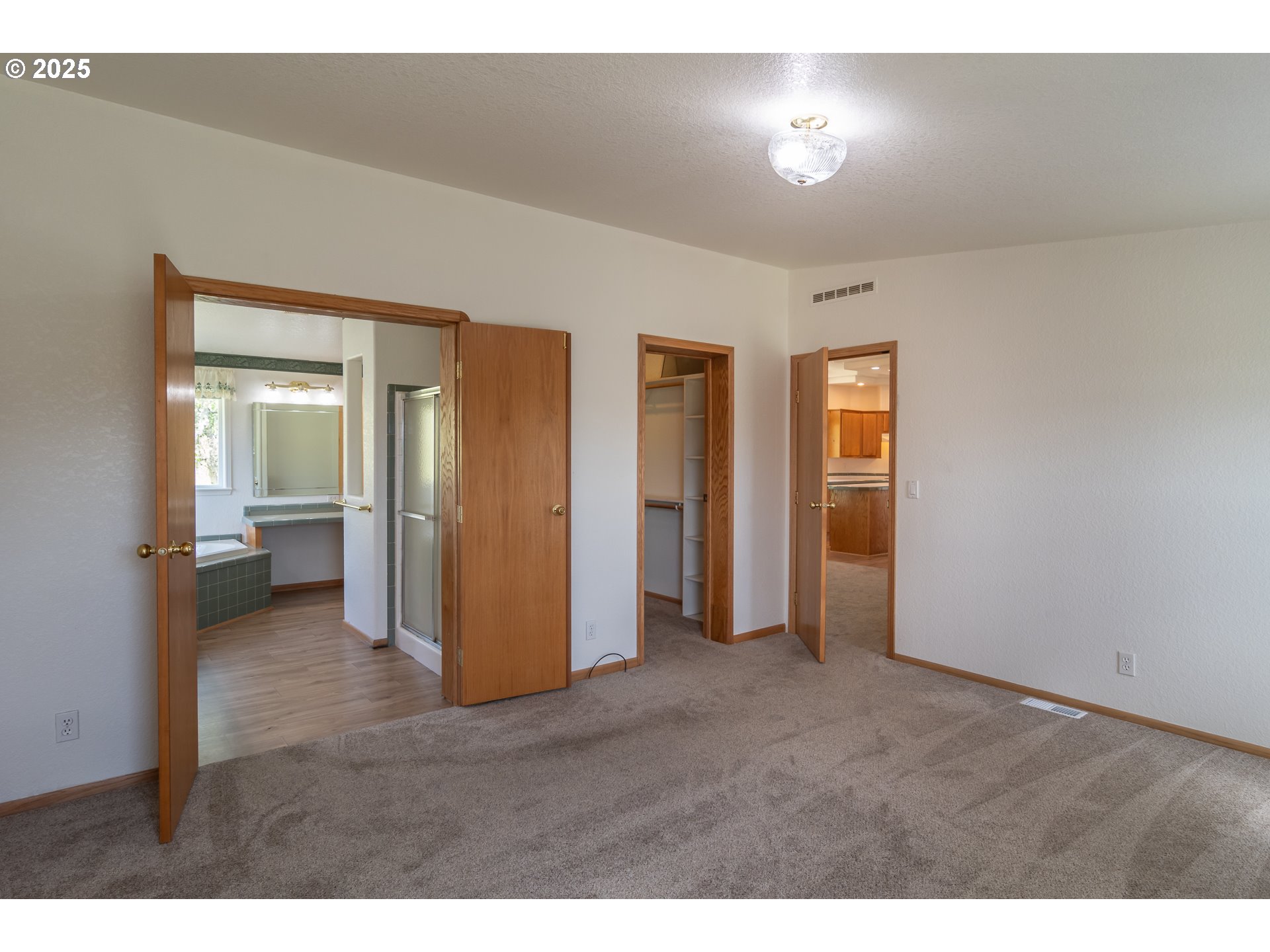 1360 Sunshine Road Roseburg, OR 97470 - Photo 19 of 41 Gallery Image 19
