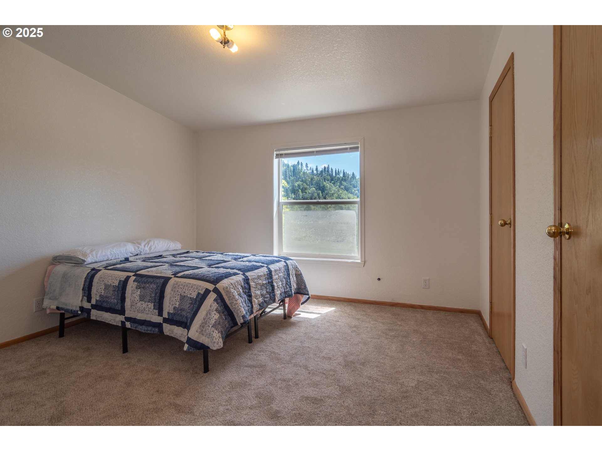 1360 Sunshine Road Roseburg, OR 97470 - Photo 29 of 41 Gallery Image 29