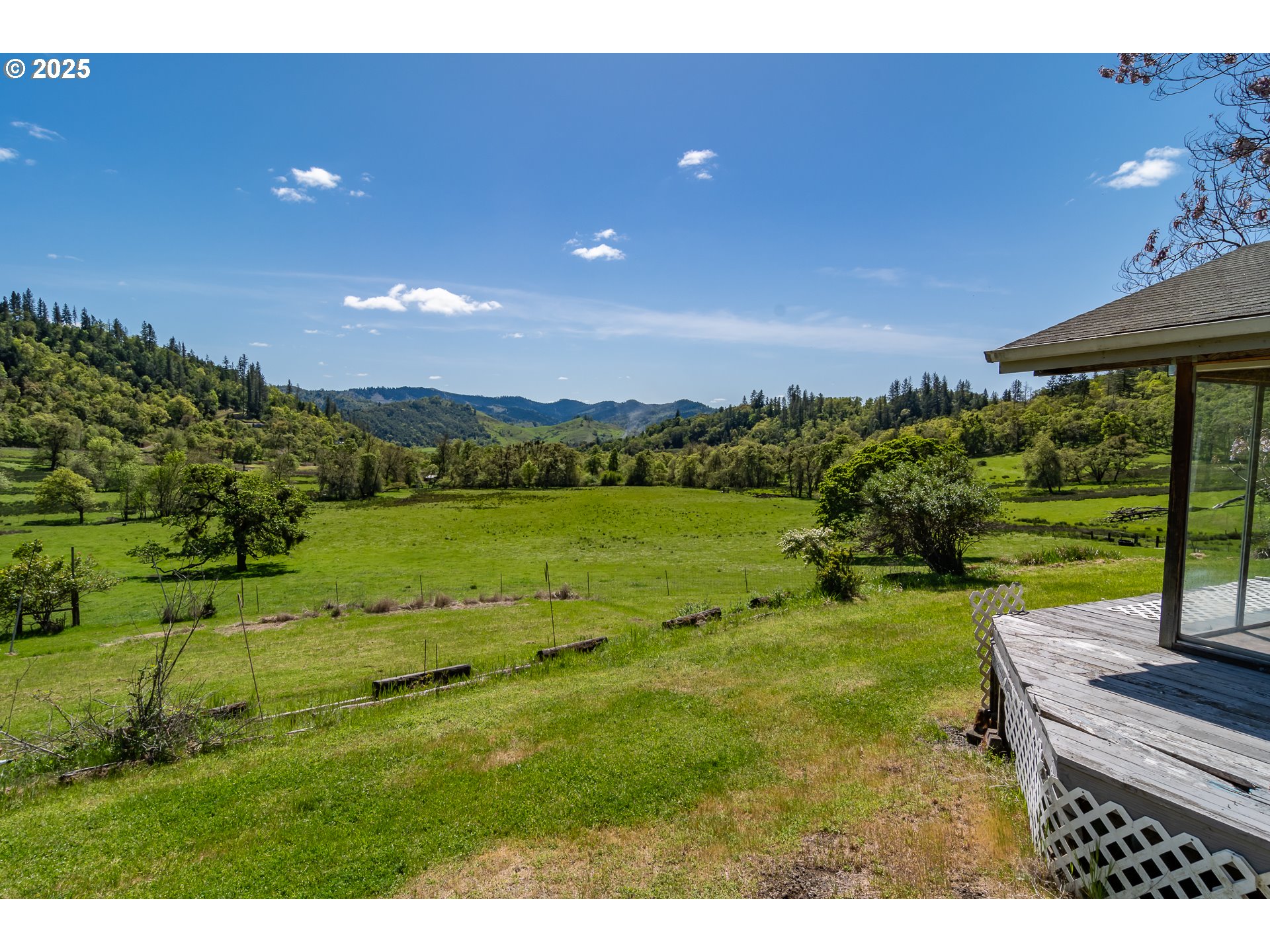 1360 Sunshine Road Roseburg, OR 97470 - Photo 34 of 41 Gallery Image 34
