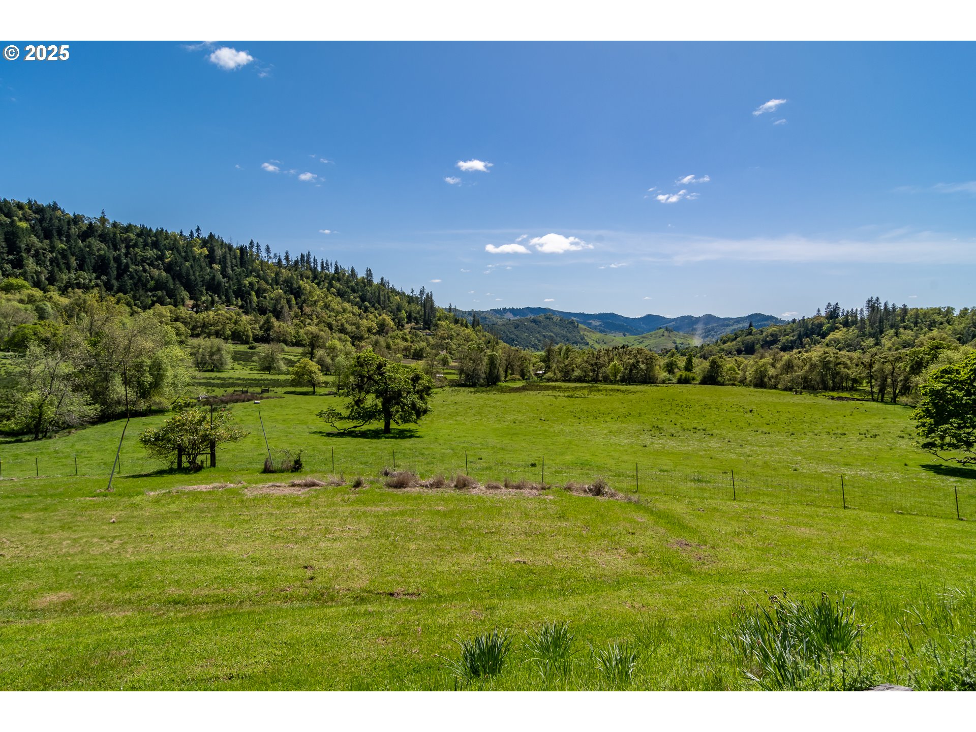 1360 Sunshine Road Roseburg, OR 97470 - Photo 36 of 41 Gallery Image 36