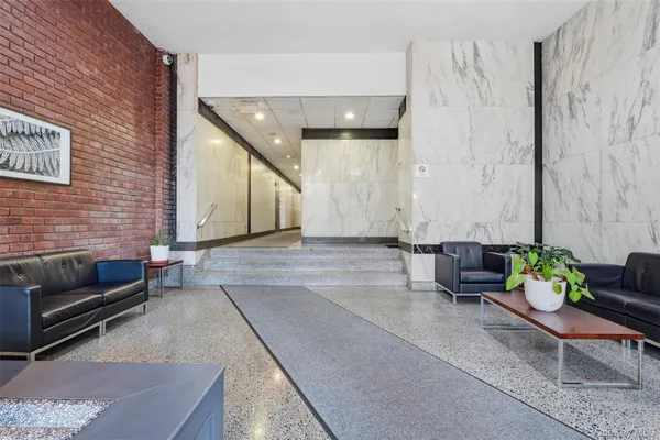 $295,000 | 495 Odell Avenue, Unit 8B, Yonkers, NY 10703