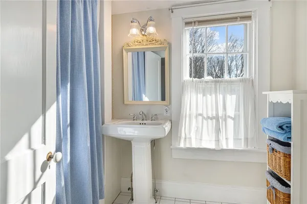 $55,000 | 100 Coggeshall Avenue, Newport, RI 02840