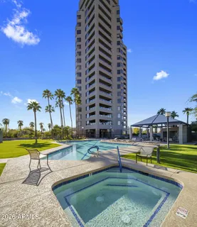 $2,000,000 | 1040 East Osborn Road, Unit 1902, Phoenix, AZ 85014