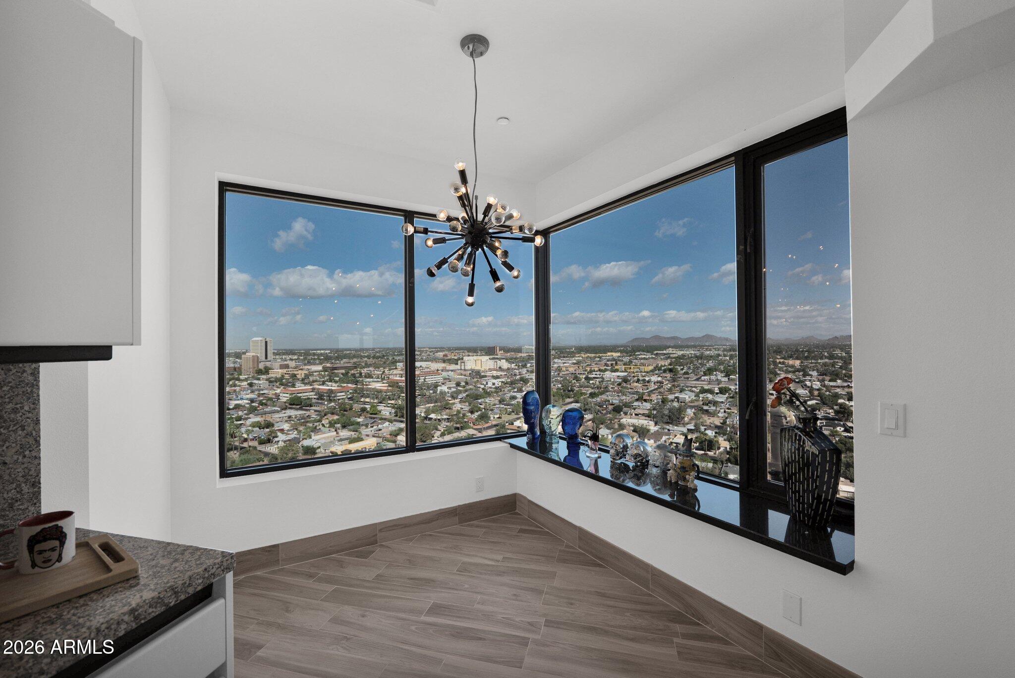 1040 East Osborn Road, Unit 1902 Phoenix, AZ 85014 - Photo 10 of 36 Breakfast Nook View