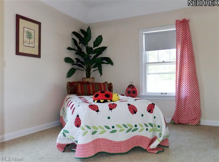 1499 Edgefield Road Lyndhurst, OH 44124 - Photo 9 of 24