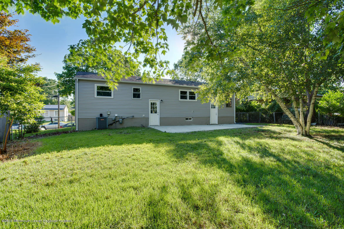 36 Adelphi Road Toms River, NJ 08757 - Photo 18 of 19 19Back_Exterior