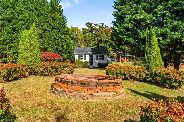 $474,000 | 2874 Fleming Road, Summerfield, NC 27358