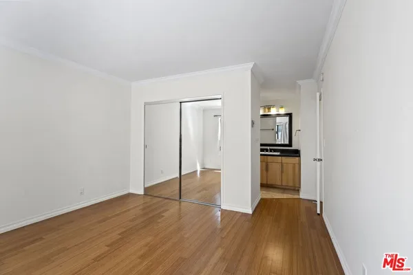 $4,080 | 1033 6th Street, Unit 105, Santa Monica, CA 90403