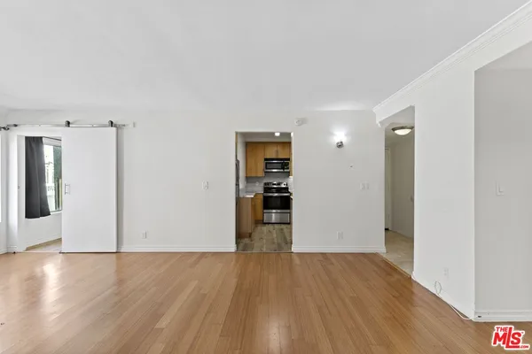 $4,080 | 1033 6th Street, Unit 105, Santa Monica, CA 90403
