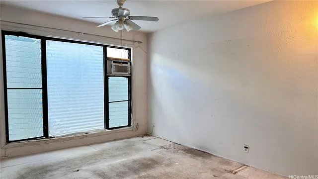 $1,065,000 | 1315 Kaeleku Street, Honolulu, HI 96825