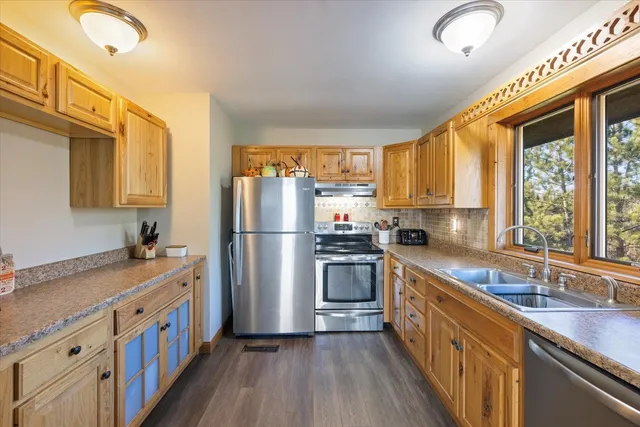 $499,900 | 4017 Highway 25, Mountain Iron, MN 55768