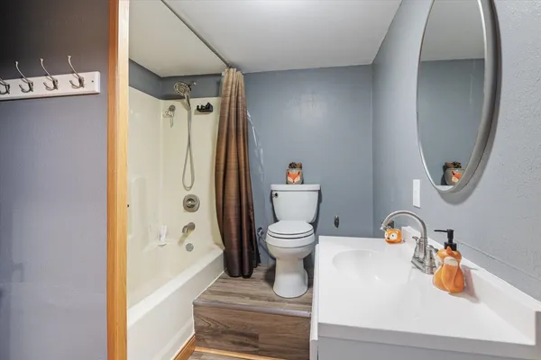 $464,900 | 4017 Highway 25, Mountain Iron, MN 55768