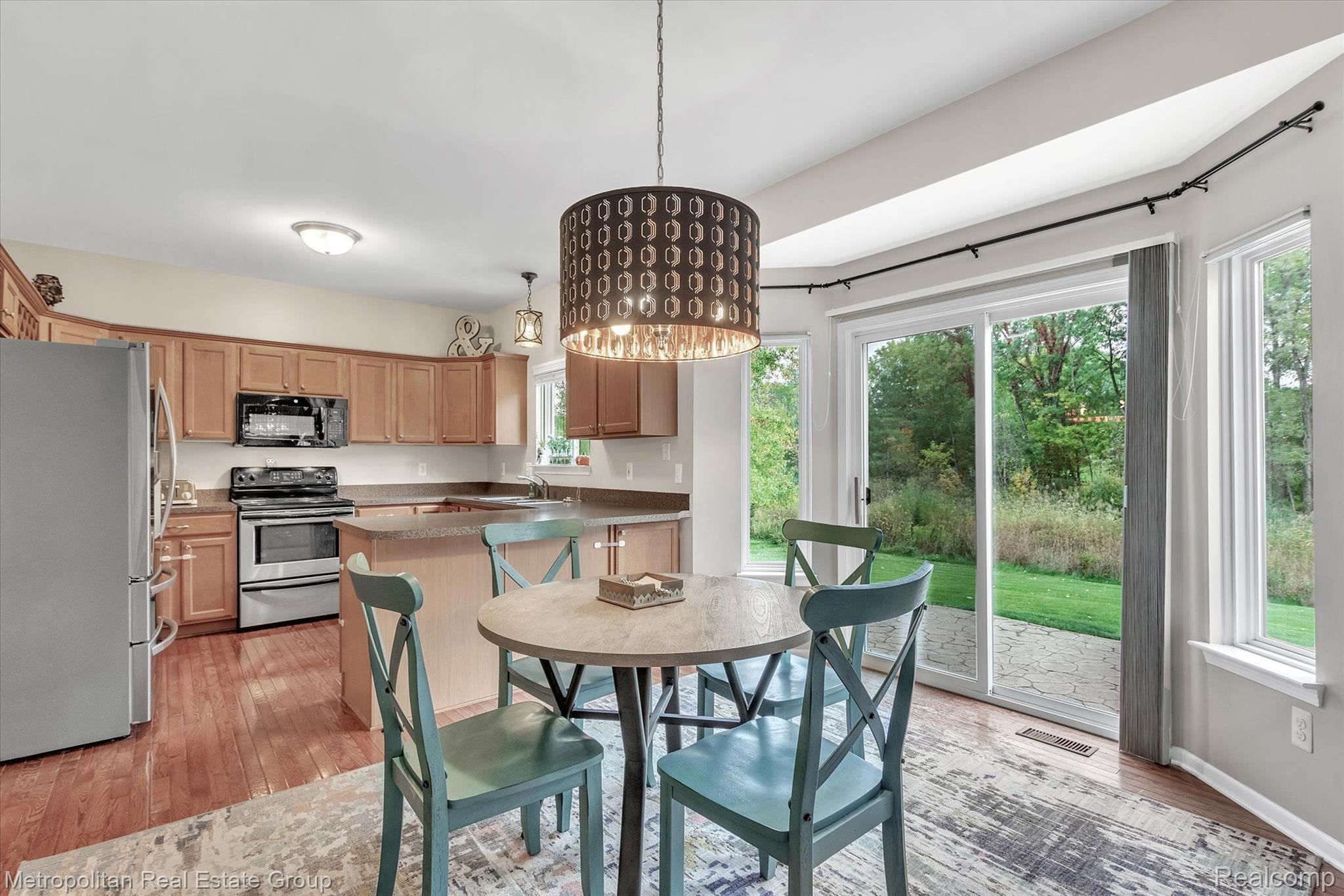 3983 Dun Rovin Court Commerce Township, MI 48382 - Photo 12 of 40 Gallery Image 12