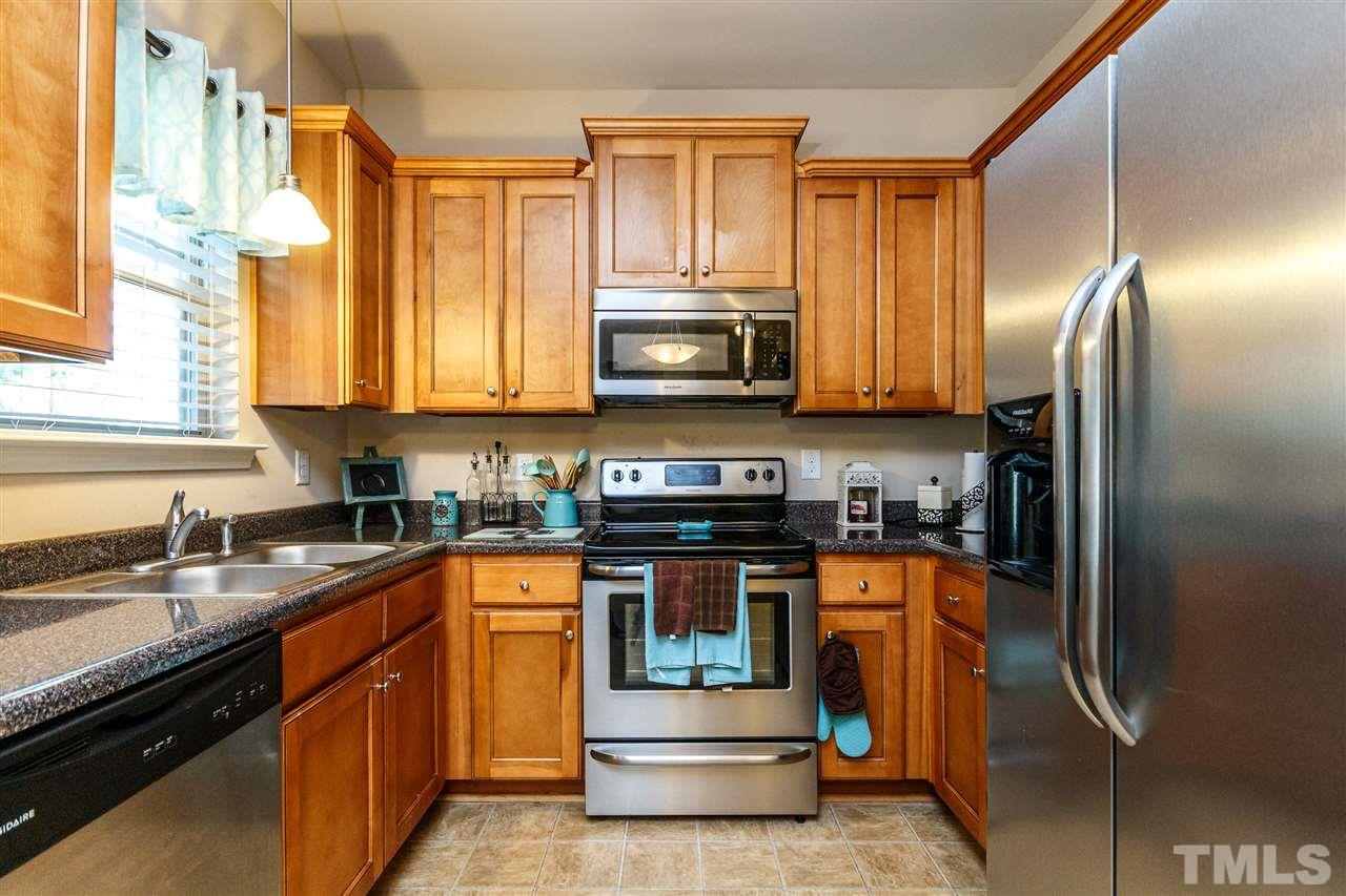 3605 Corydon Court Raleigh, NC 27610 - Photo 8 of 30 Stainless Steel Appliances