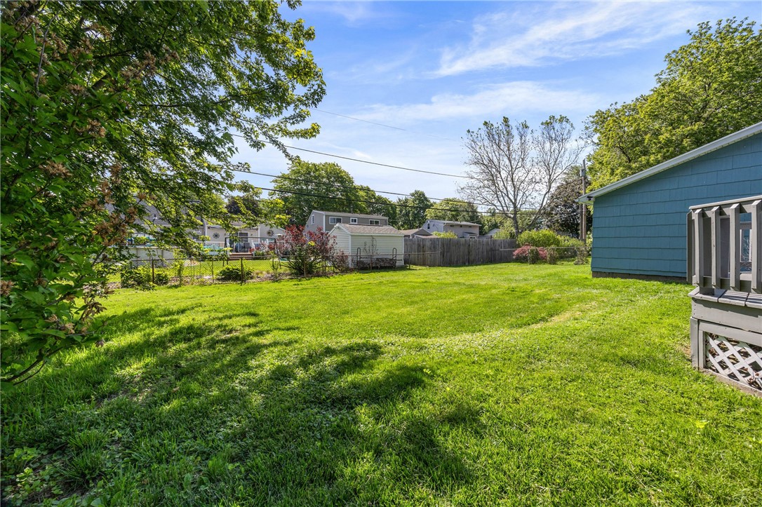 238 Marwood Road Greece, NY 14612 - Photo 28 of 34