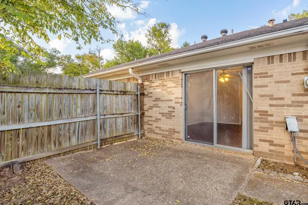 $345,000 | 418 Boyd Lane, Tyler, TX 75703