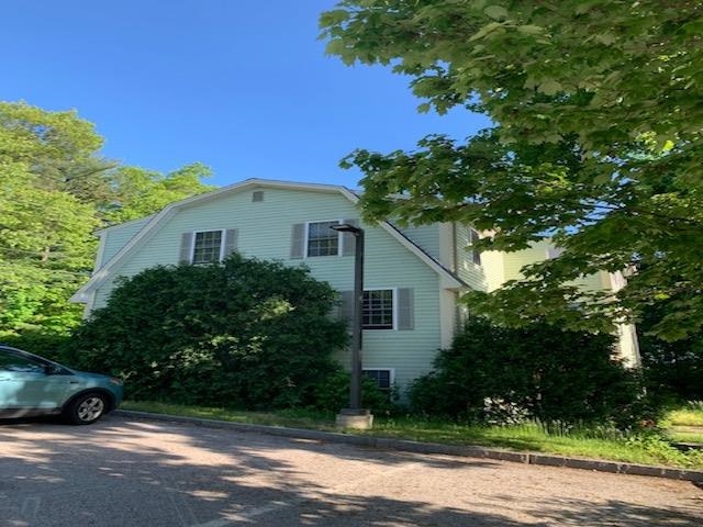 843-845 Mammoth Road Manchester, NH 03104 - Photo 4 of 5