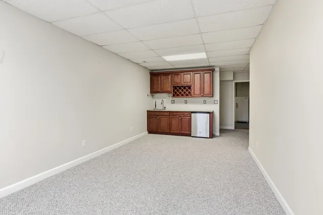 a big room with closet