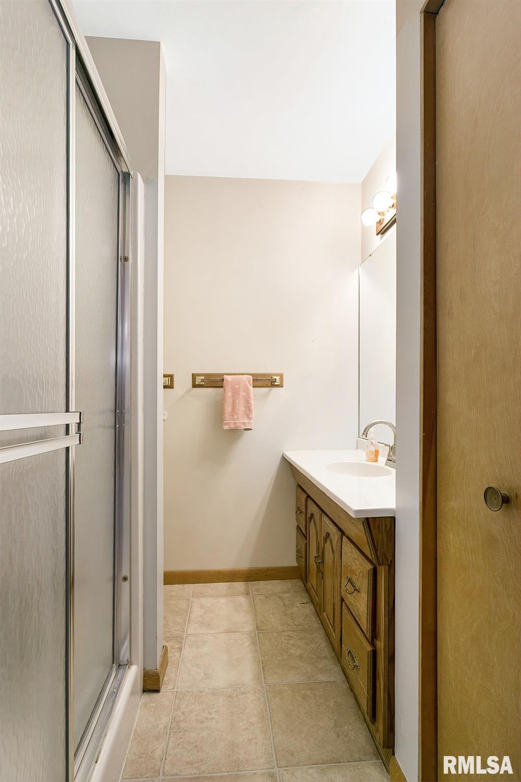 4209 Rodeo Road Davenport, IA 52806 - Photo 21 of 25 Gallery Image 21
