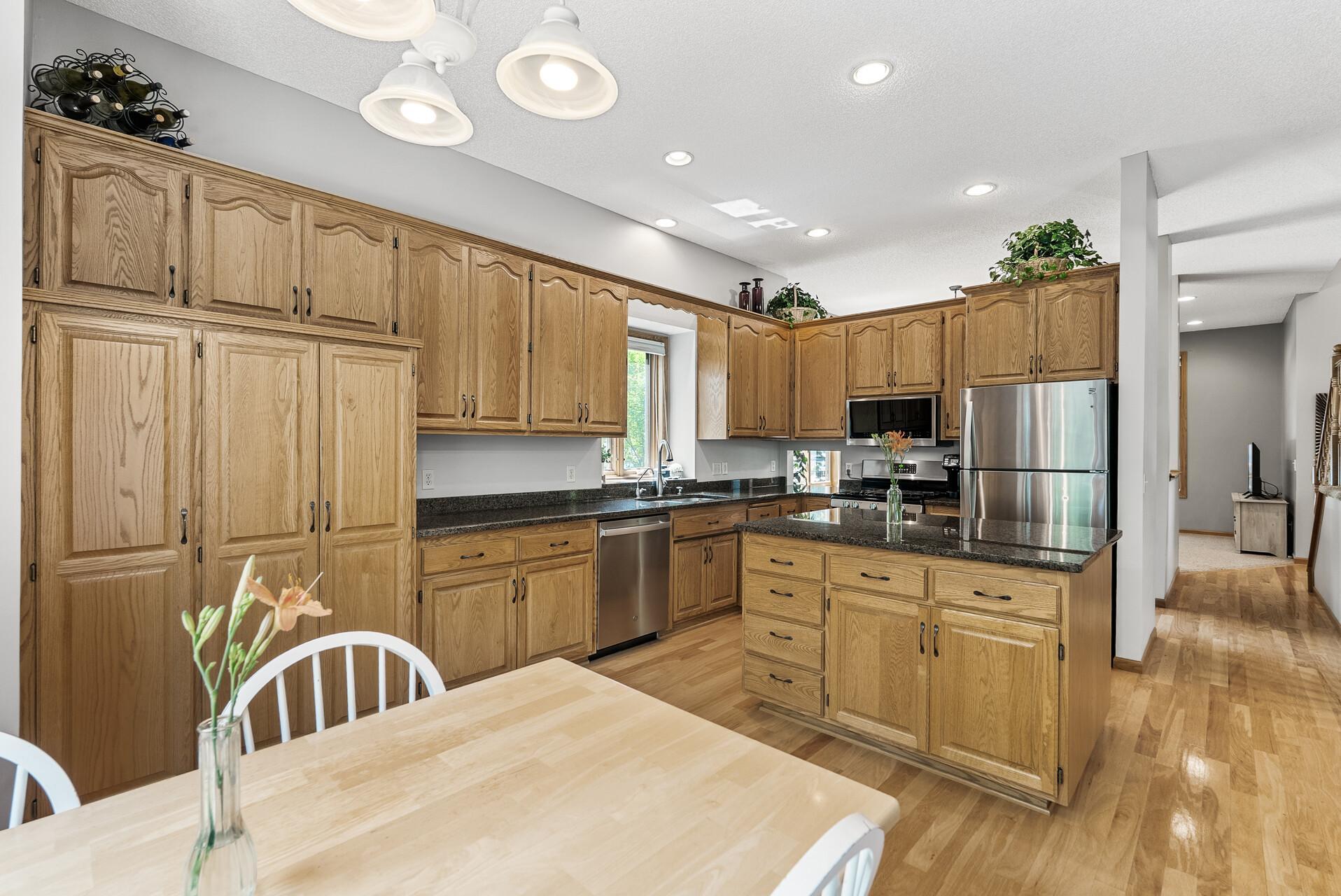 13584 Aspen Drive Rogers, MN 55374 - Photo 4 of 63