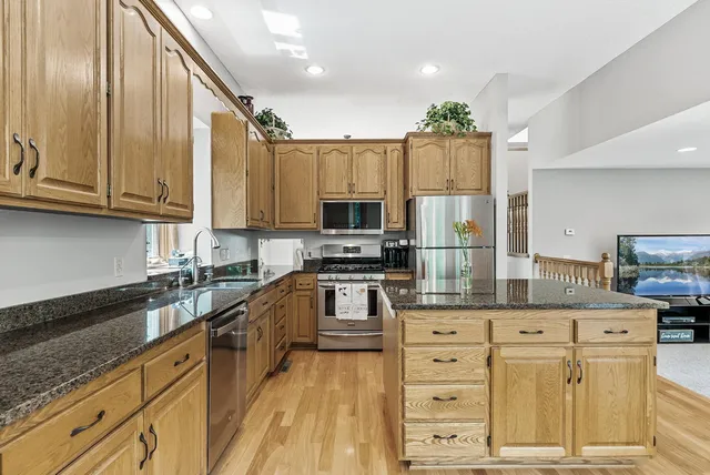 $519,900 | 13584 Aspen Drive, Rogers, MN 55374