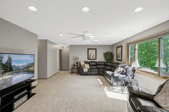 $519,900 | 13584 Aspen Drive, Rogers, MN 55374