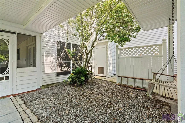 $377,700 | 7944 Comite Acres Drive, Baker, LA 70714