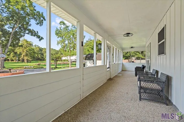 $377,700 | 7944 Comite Acres Drive, Baker, LA 70714