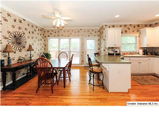 629 Willow Crest Road Birmingham, AL 35226 - Photo 11 of 28