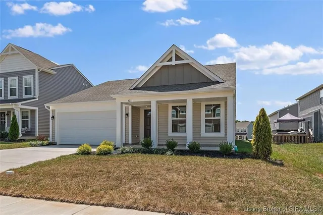 $269,900 | 8211 Crescent Cove, Charlestown, IN 47111