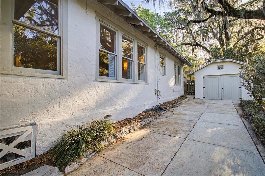 421 NE Boulevard Gainesville, FL 32601 - Photo 35 of 46