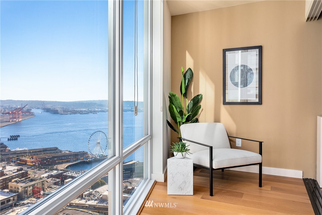 121 Stewart Street, Unit 3003 Seattle, WA 98101 - Photo 3 of 40