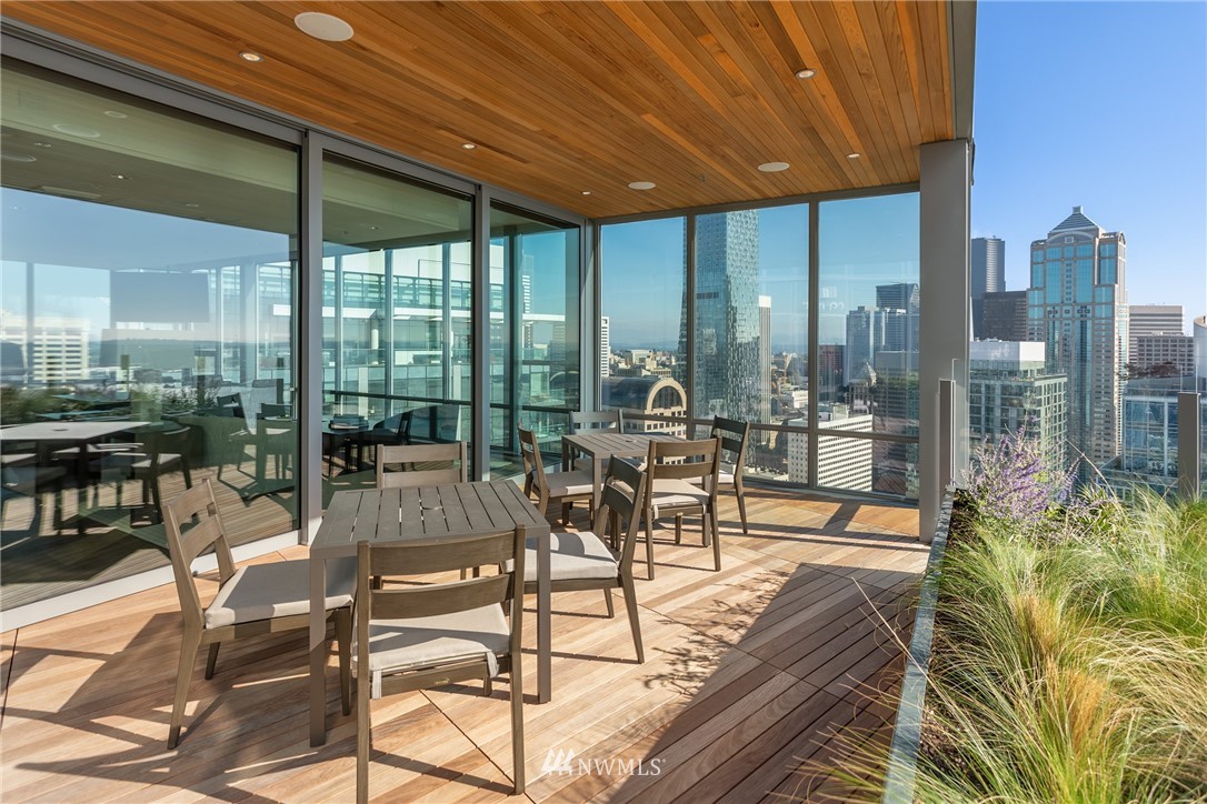 121 Stewart Street, Unit 3003 Seattle, WA 98101 - Photo 22 of 40