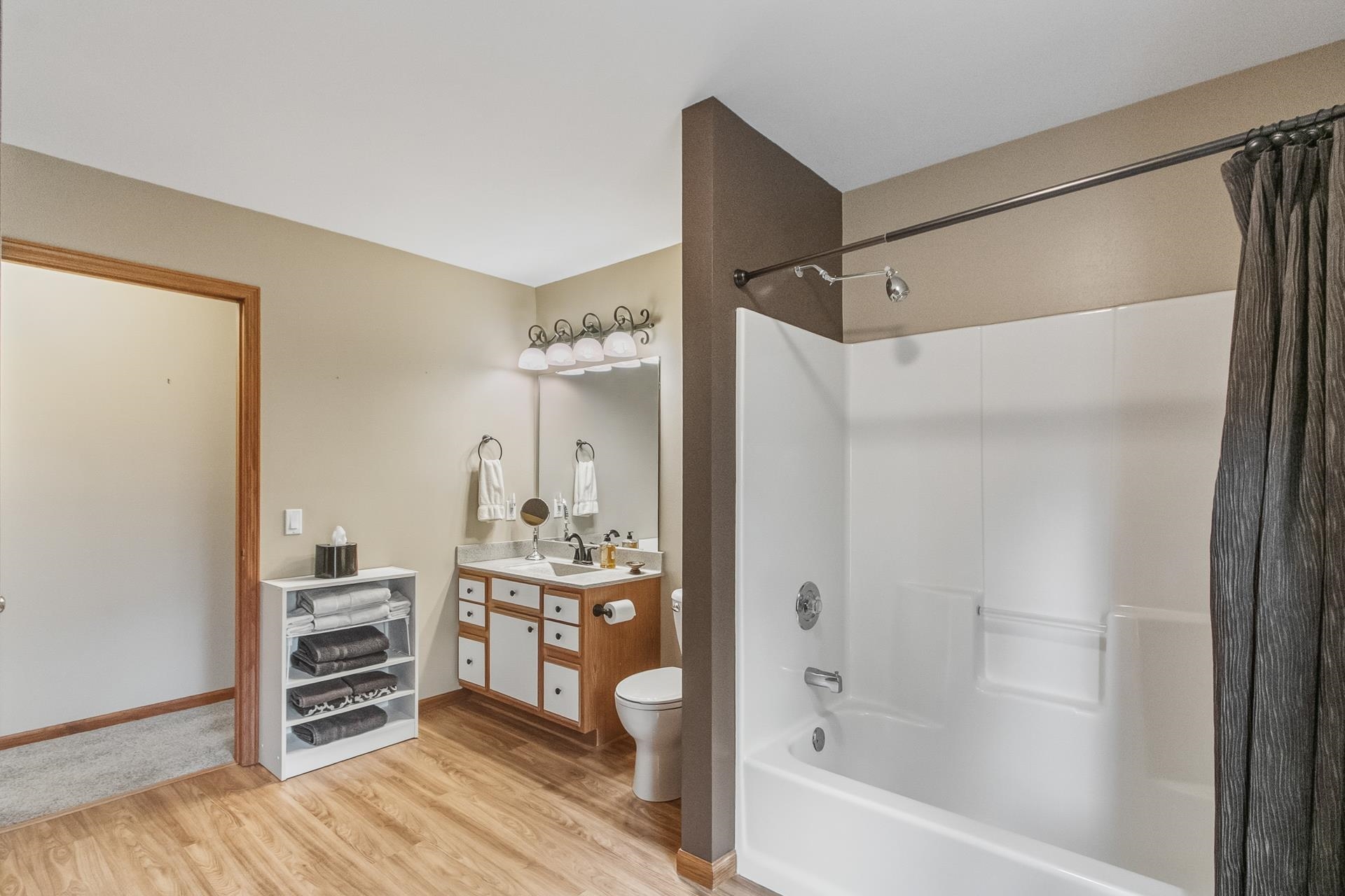 5102 Sarah Middleton, WI 53562 - Photo 19 of 54