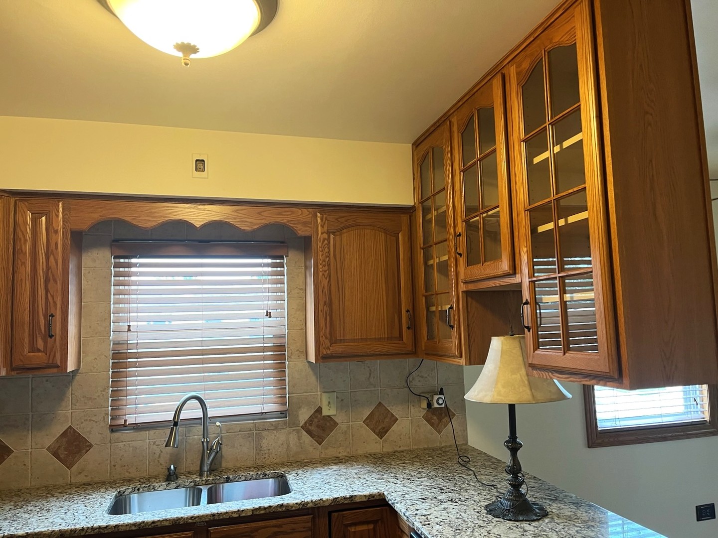 5959 South Rutherford Avenue Chicago, IL 60638 - Photo 9 of 17